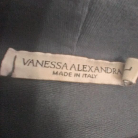 Vanessa Alexandra, Made in Italy Top or Beach Cover Up. Grey - Picture 10 of 10